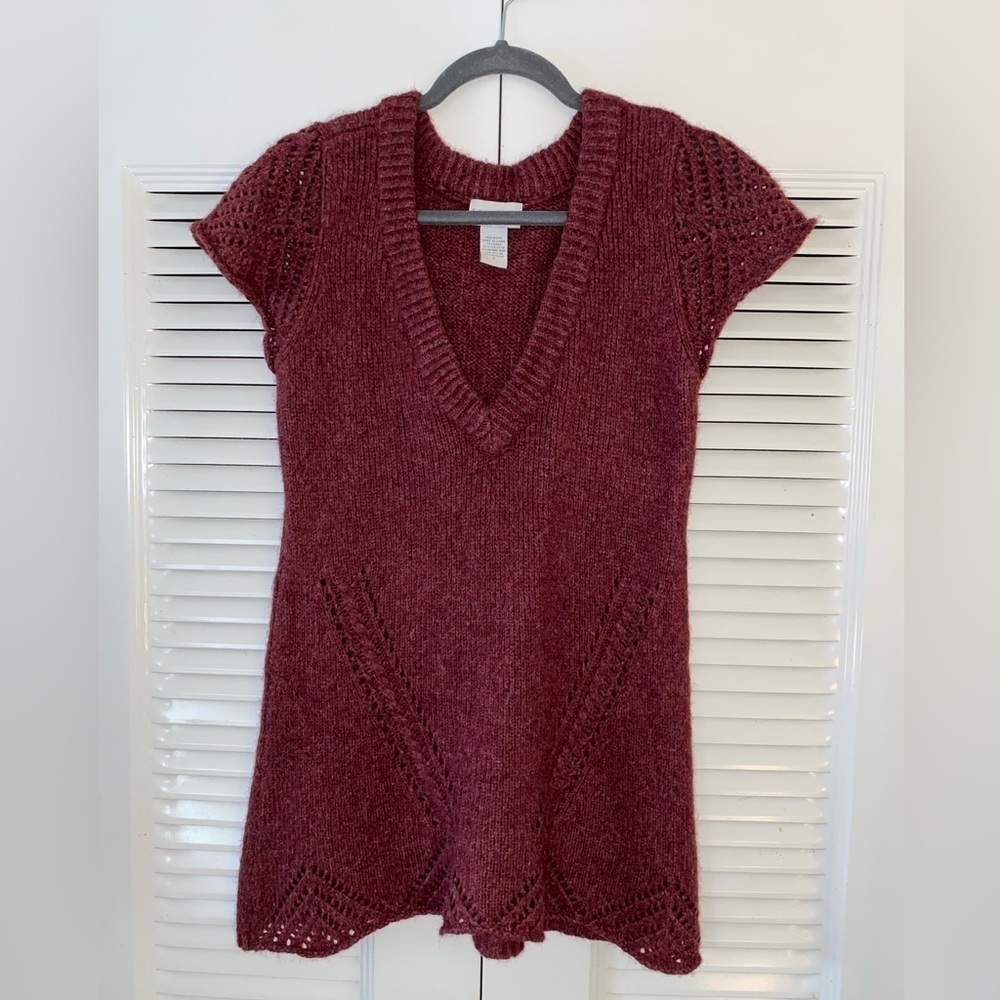 Soft surroundings merino wool blend vneck s/s knit sweater